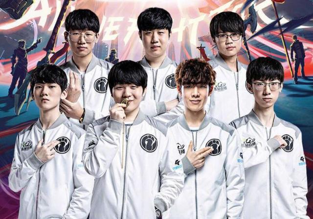 布莱德索完 布莱德索完