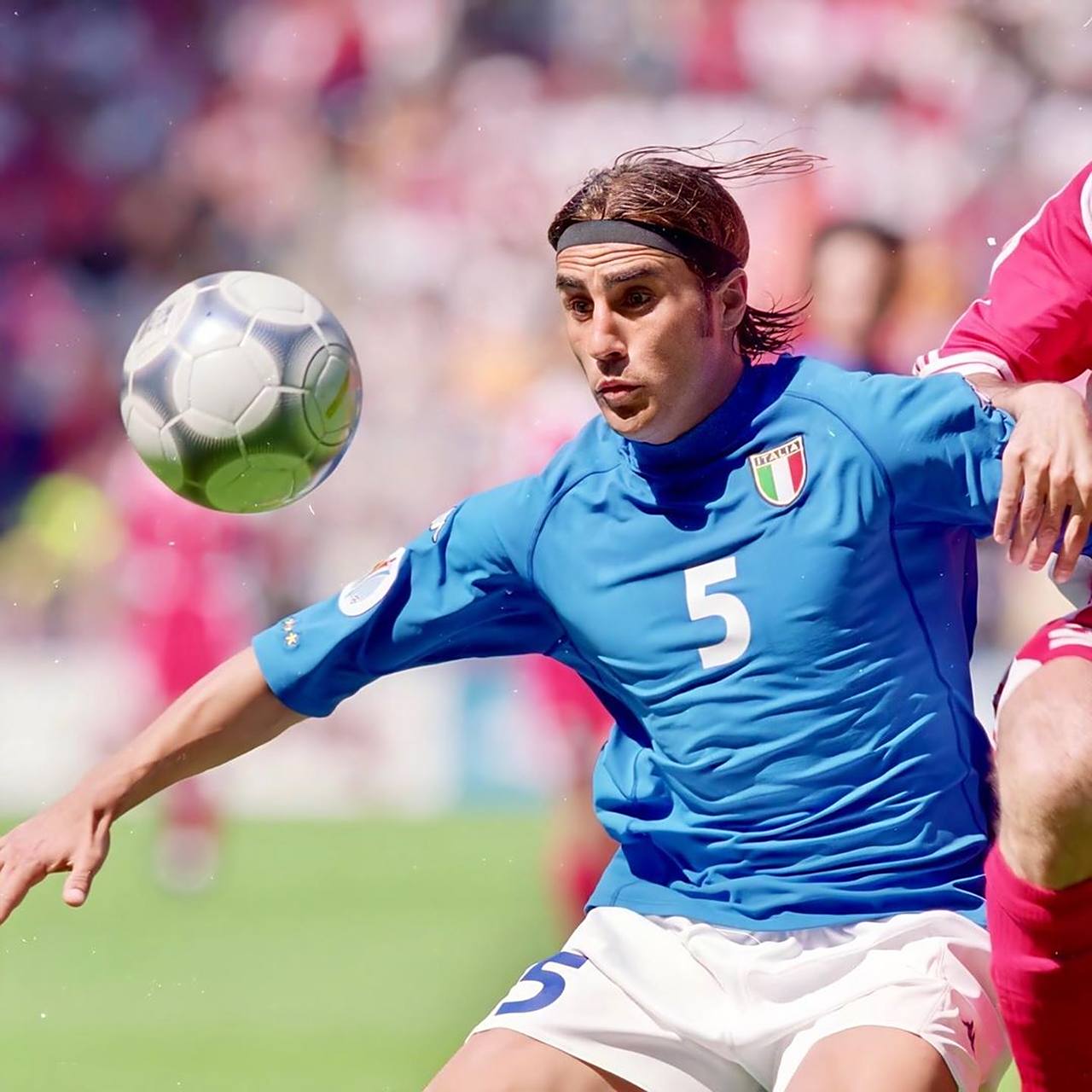 何最大化年 何最大化年