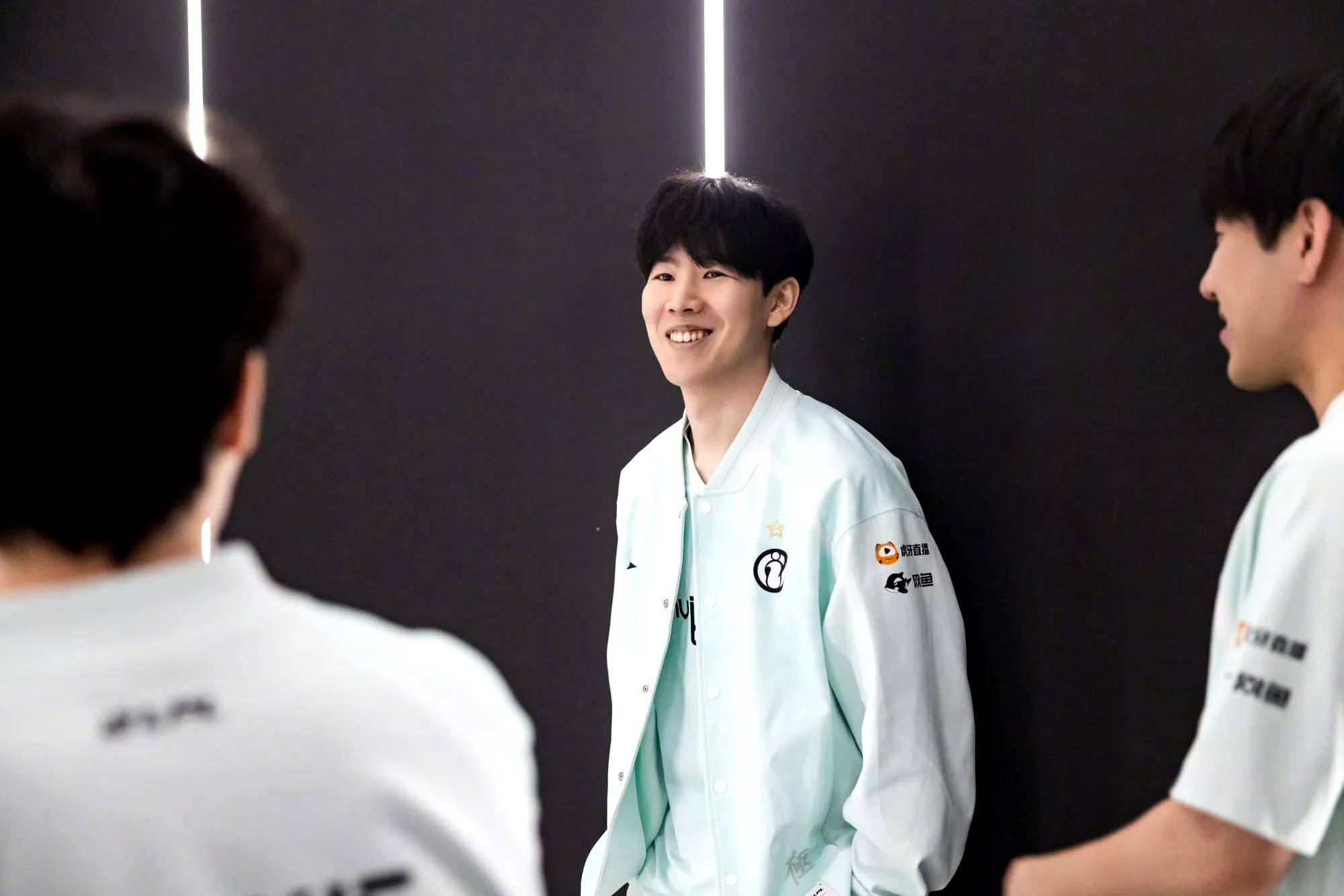 封锁底角 封锁底角